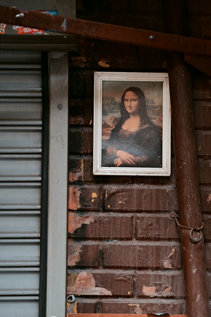 Mona Lisa Painting on a Wall